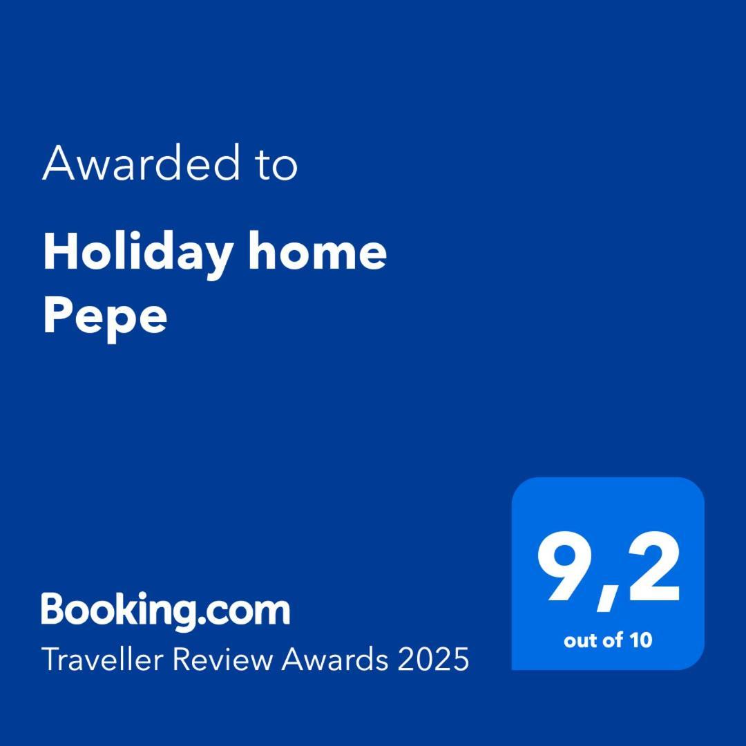 Holiday Home Pepe Banj Exterior photo